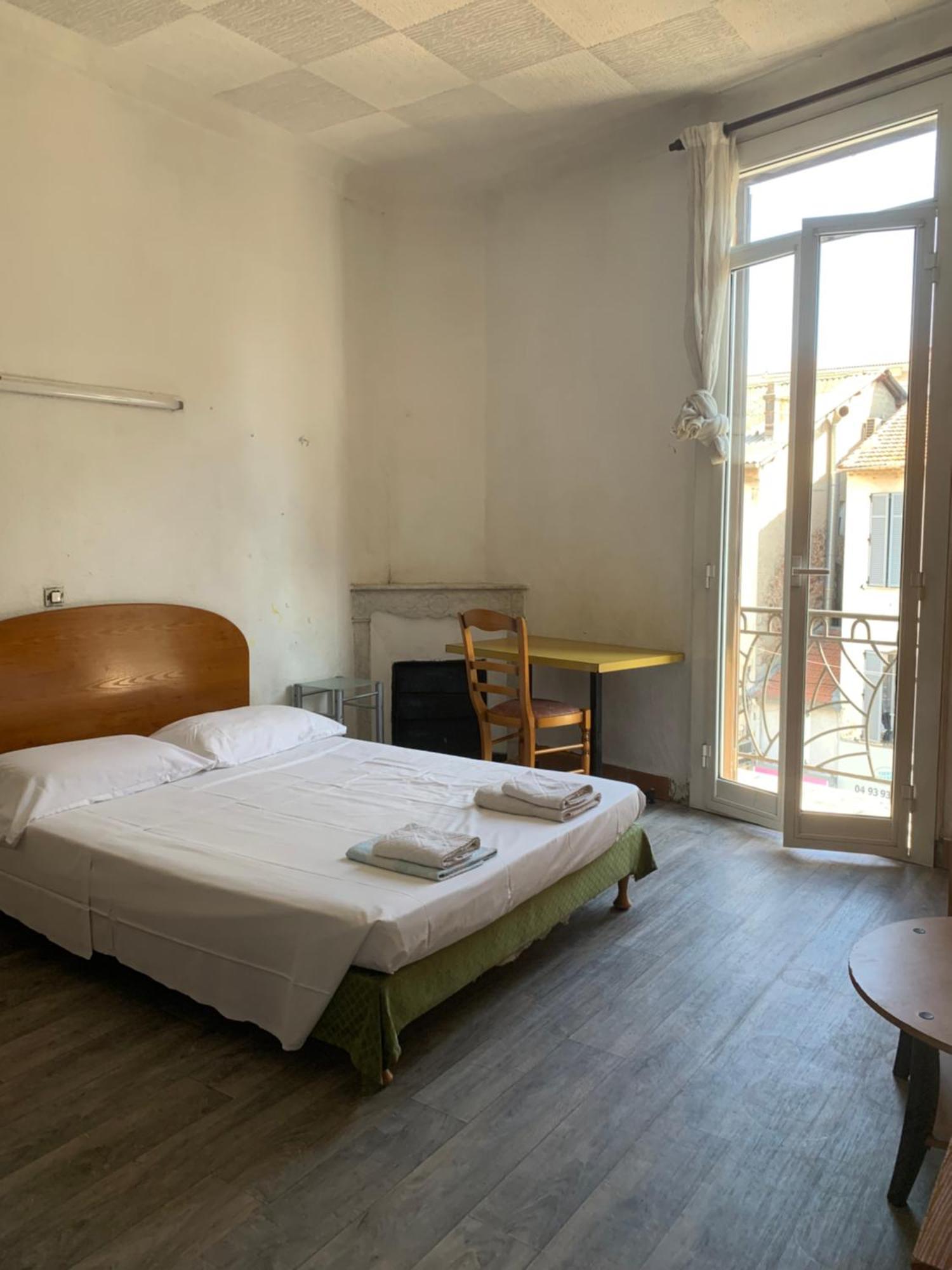 Hotel Neptune Cannes Bagian luar foto