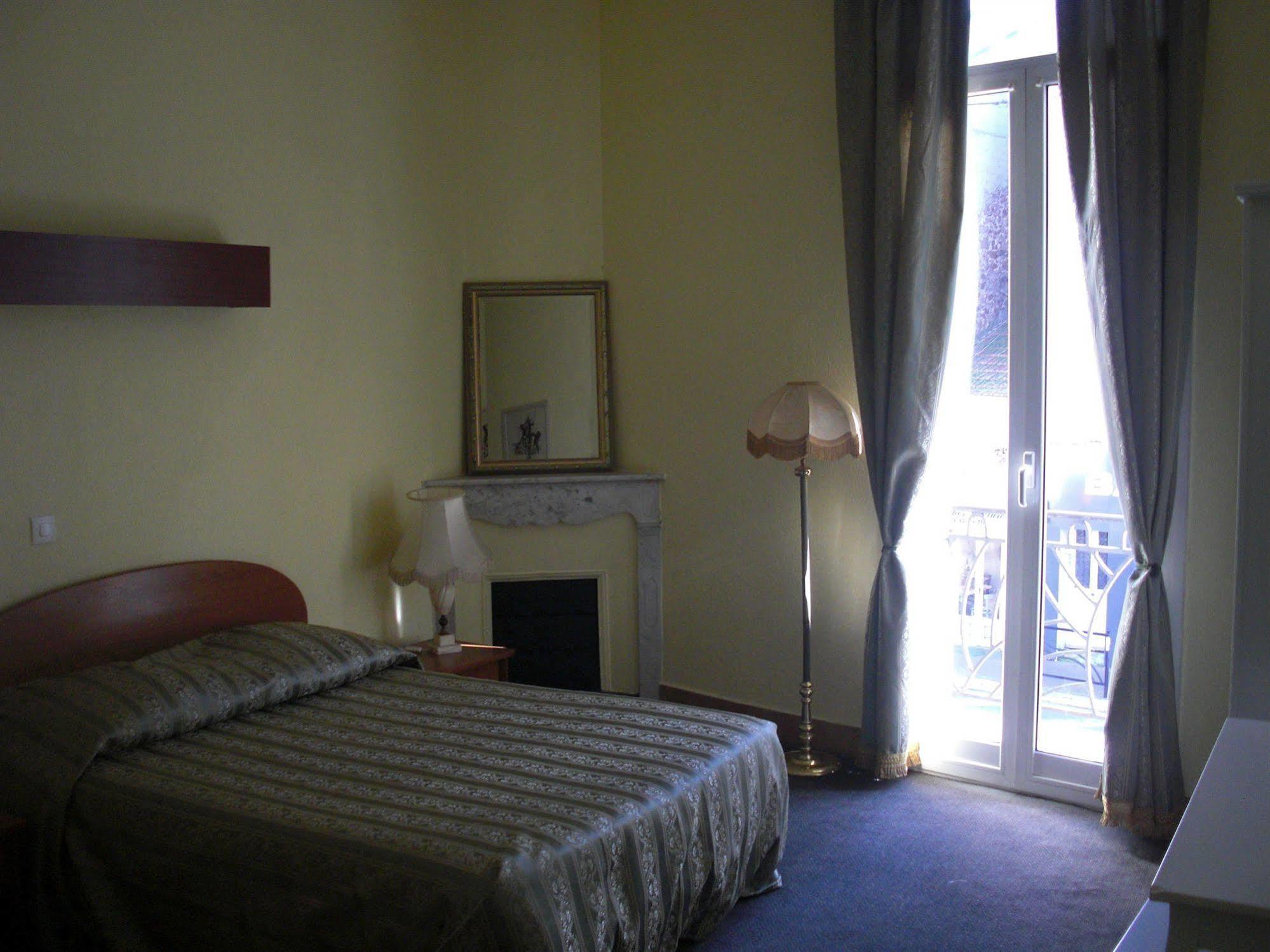 Hotel Neptune Cannes Bagian luar foto