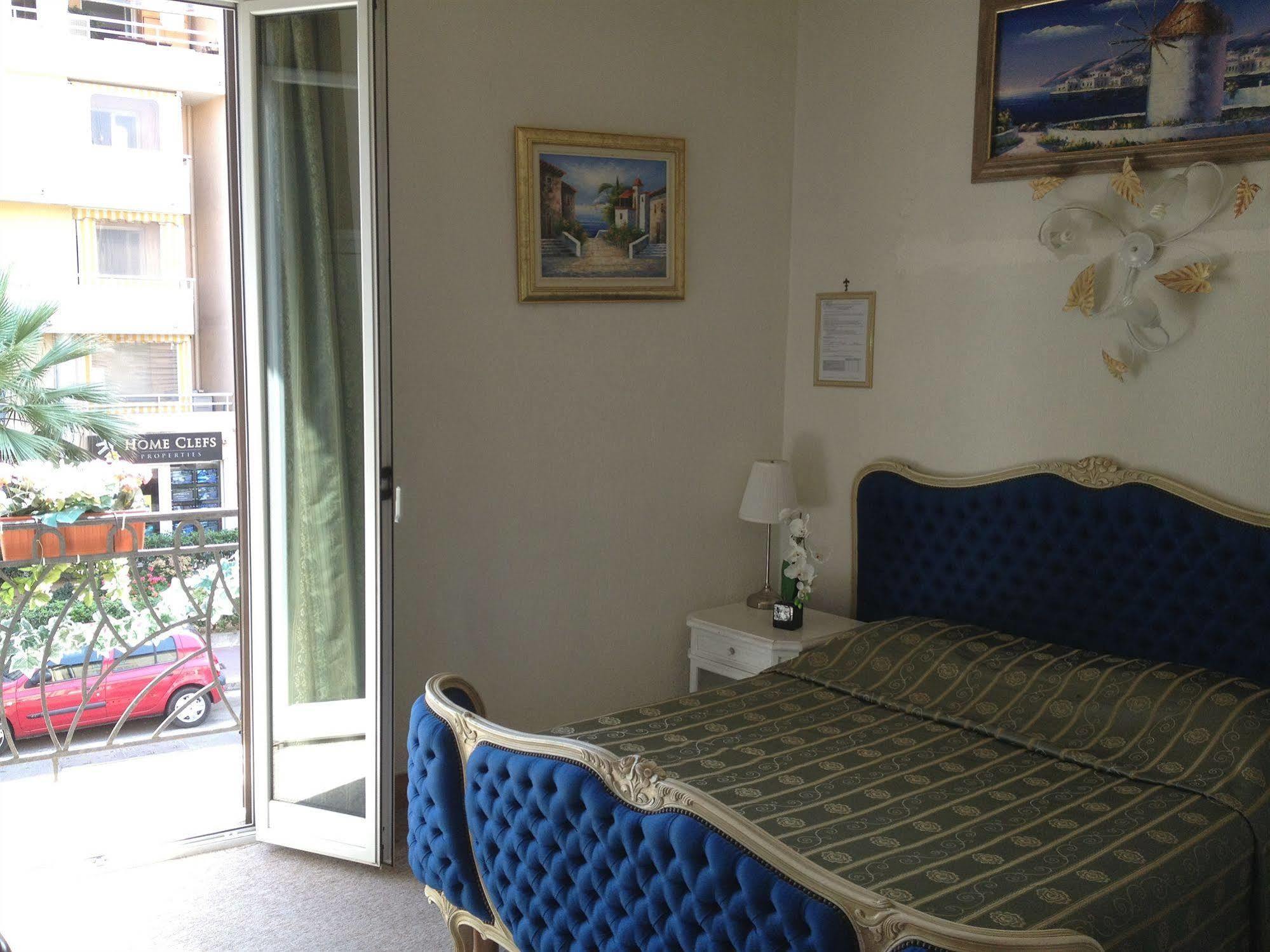 Hotel Neptune Cannes Bagian luar foto