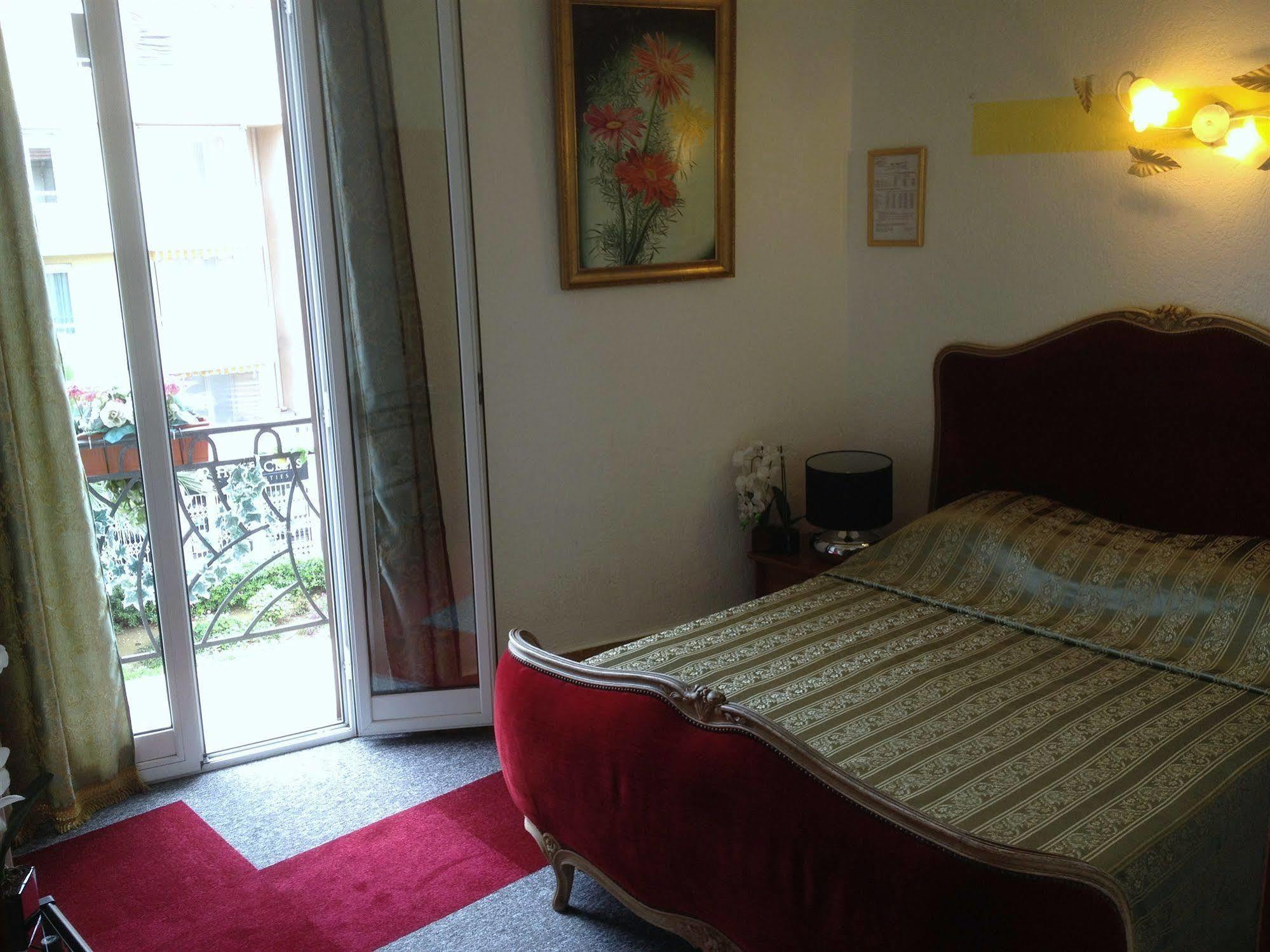 Hotel Neptune Cannes Bagian luar foto